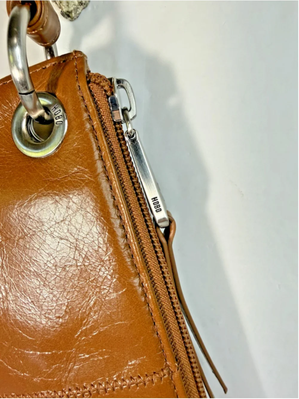 Hobo vida wristlet